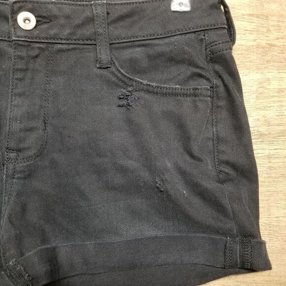 Arizona Jeans Shorts Womans Size 6 Black Distressed Low Rise - Picture 2 of 9
